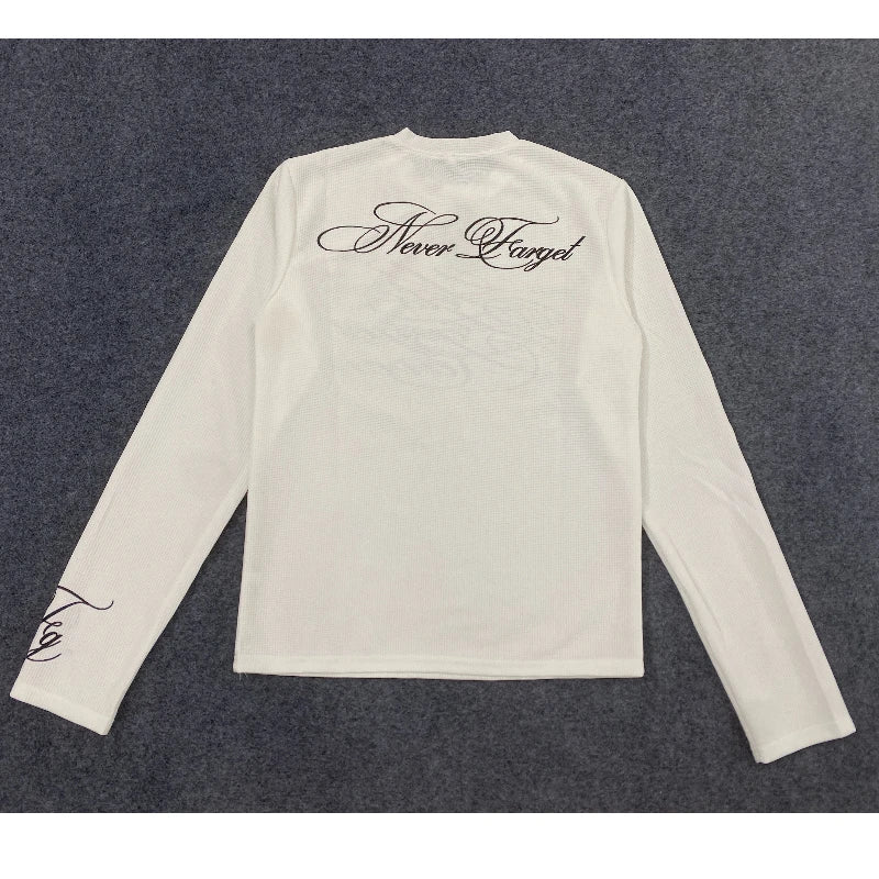 Long sleeved men's and women's knitted round neck T-shirt, loose and versatile, suitable for street trendsetters