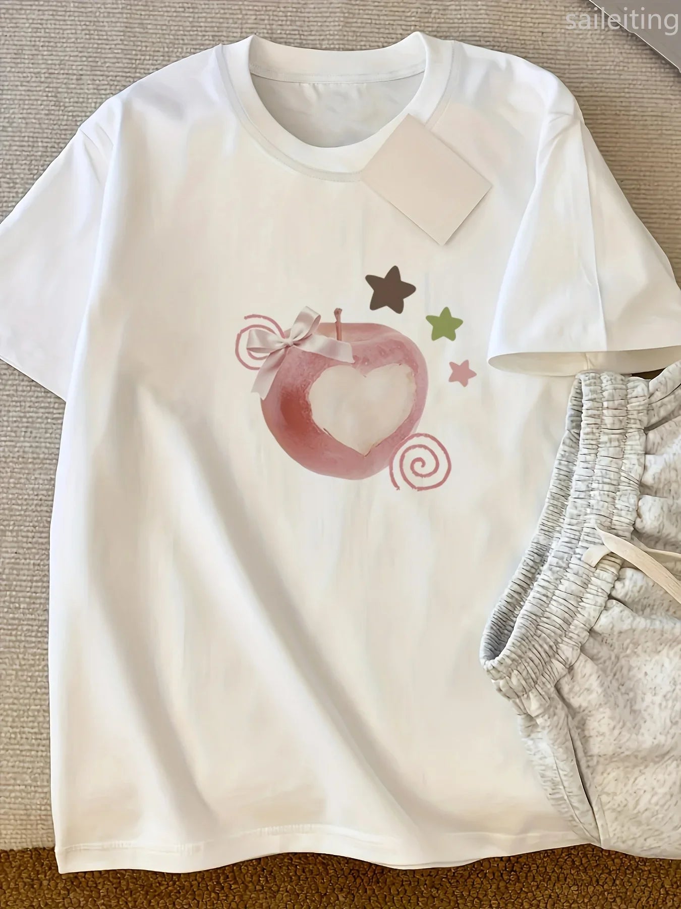 Plus Size Top with Red Apple Core Heart Graphic Fit Casual Everyday Shirt for Women Aesthetic Clothes Women's Y2K White TShirt