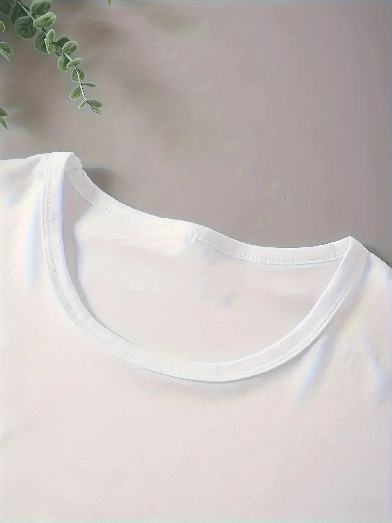 Plus Size Top with Red Apple Core Heart Graphic Fit Casual Everyday Shirt for Women Aesthetic Clothes Women's Y2K White TShirt