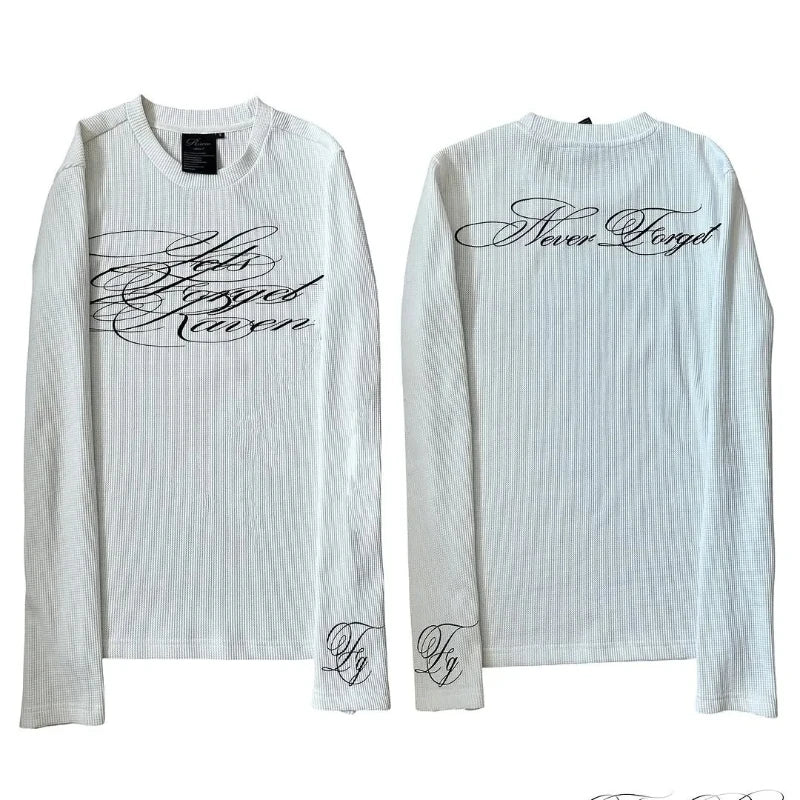 Long sleeved men's and women's knitted round neck T-shirt, loose and versatile, suitable for street trendsetters